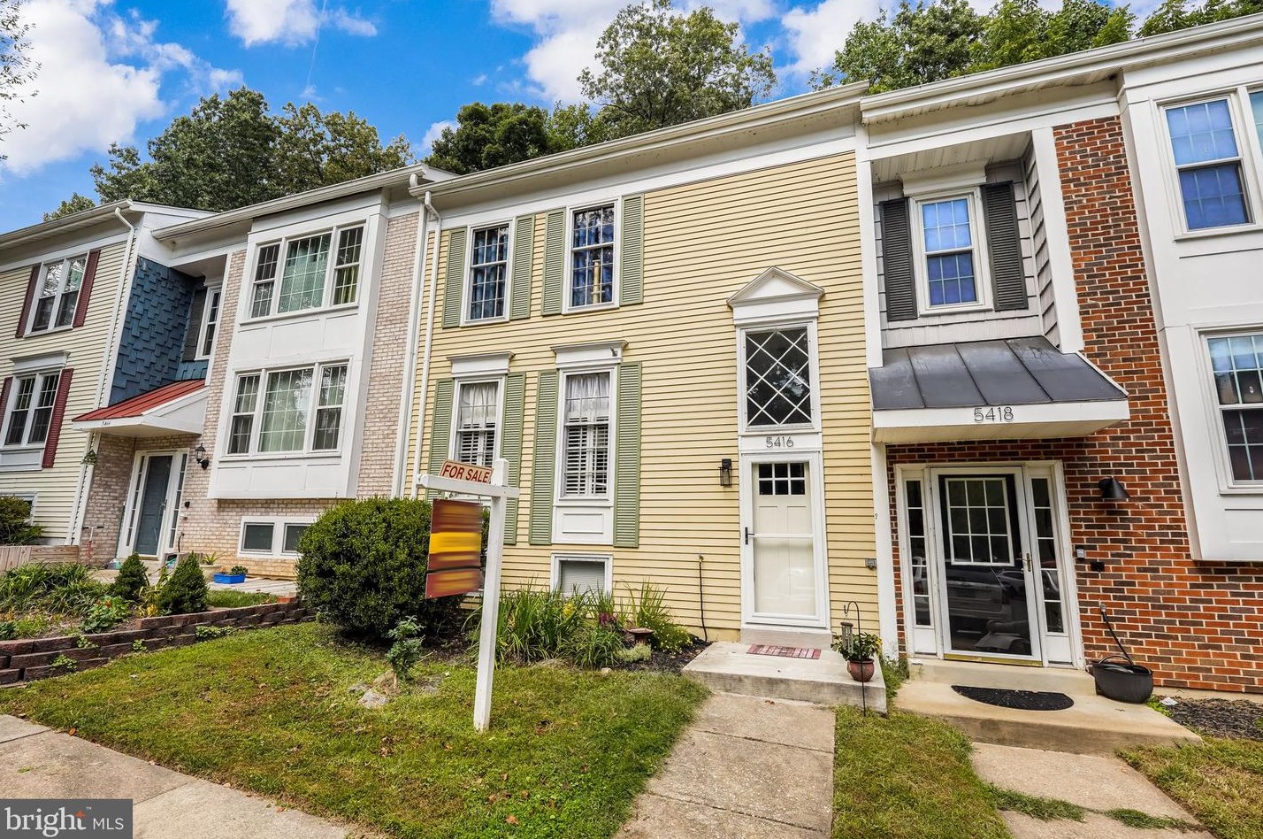 5416 Long Boat Ct, Fairfax, VA 22032-3315