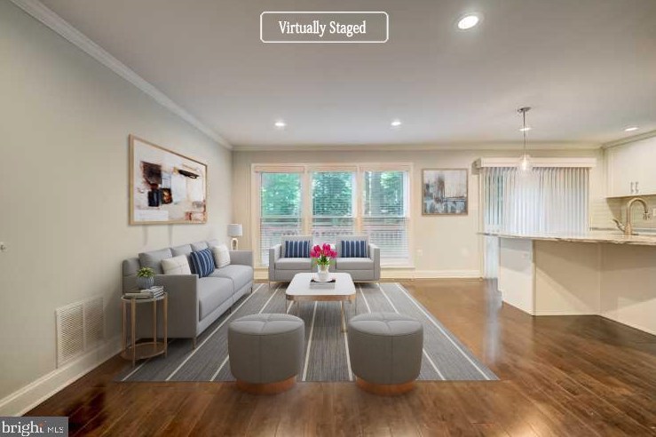4913 Tydfil Ct, Fairfax, VA 22030-5410