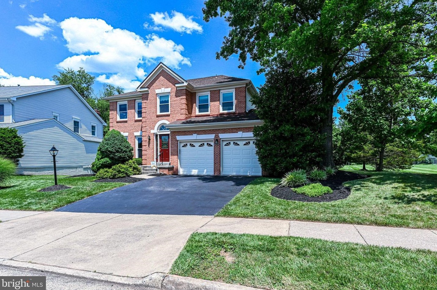 13608 Clary Sage Dr, Fairfax, VA 20151-3367