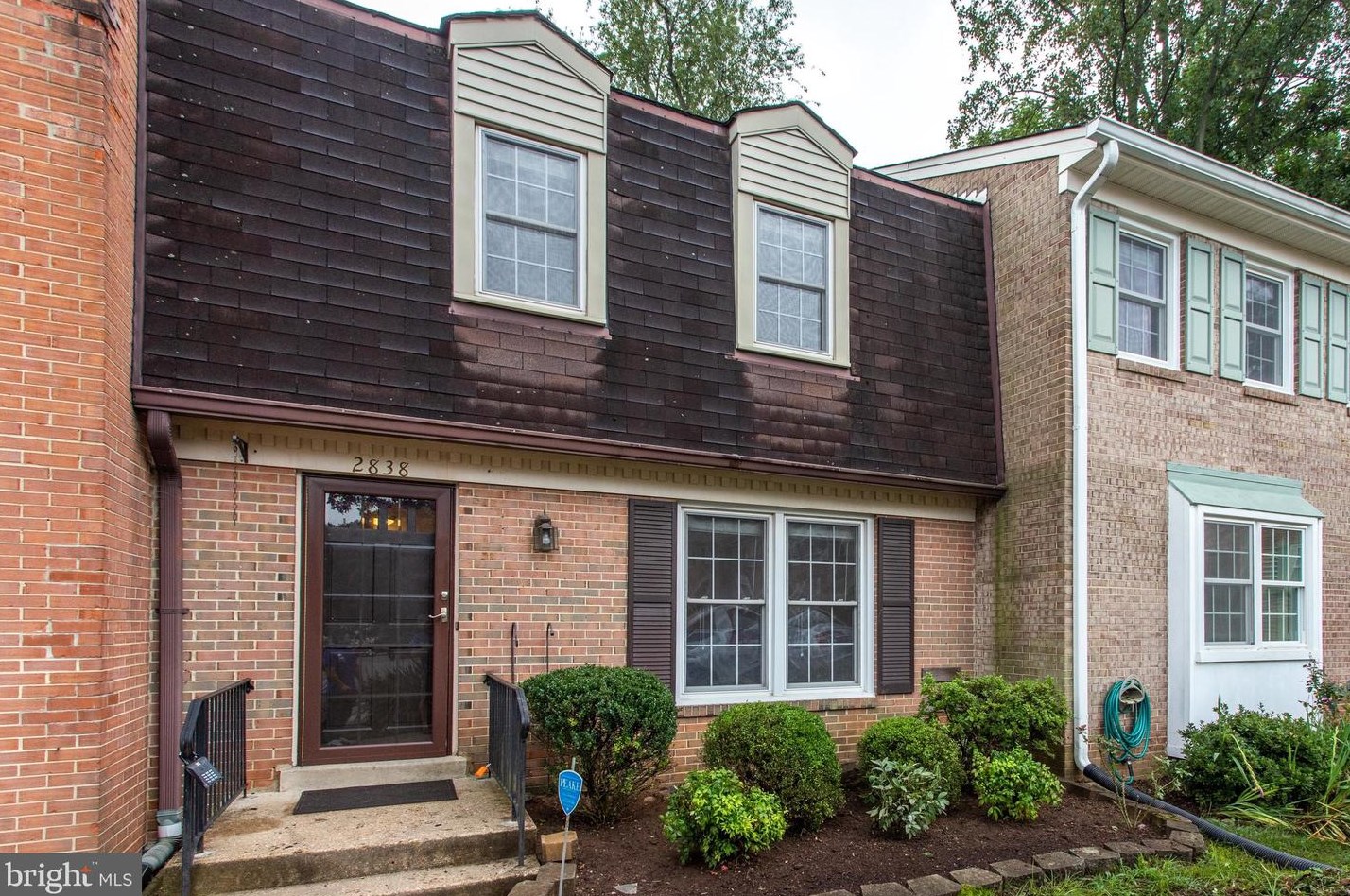 2838 Lafora Ct, Vienna, VA 22180