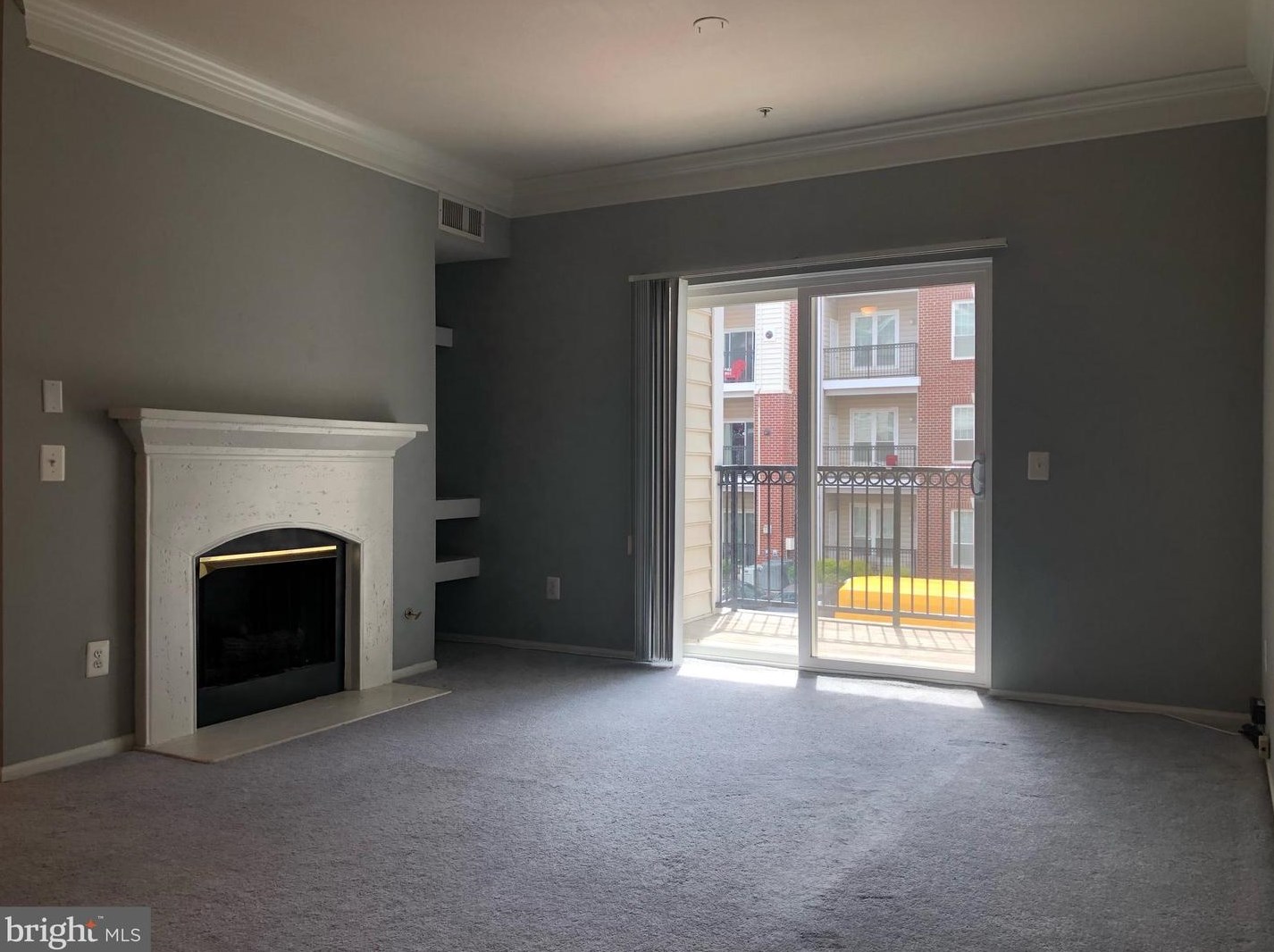 1571 Spring Gate Dr #6205, Mc Lean, VA 22102