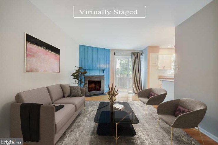 3021 Winter Pine Ct, Fairfax, VA 22031