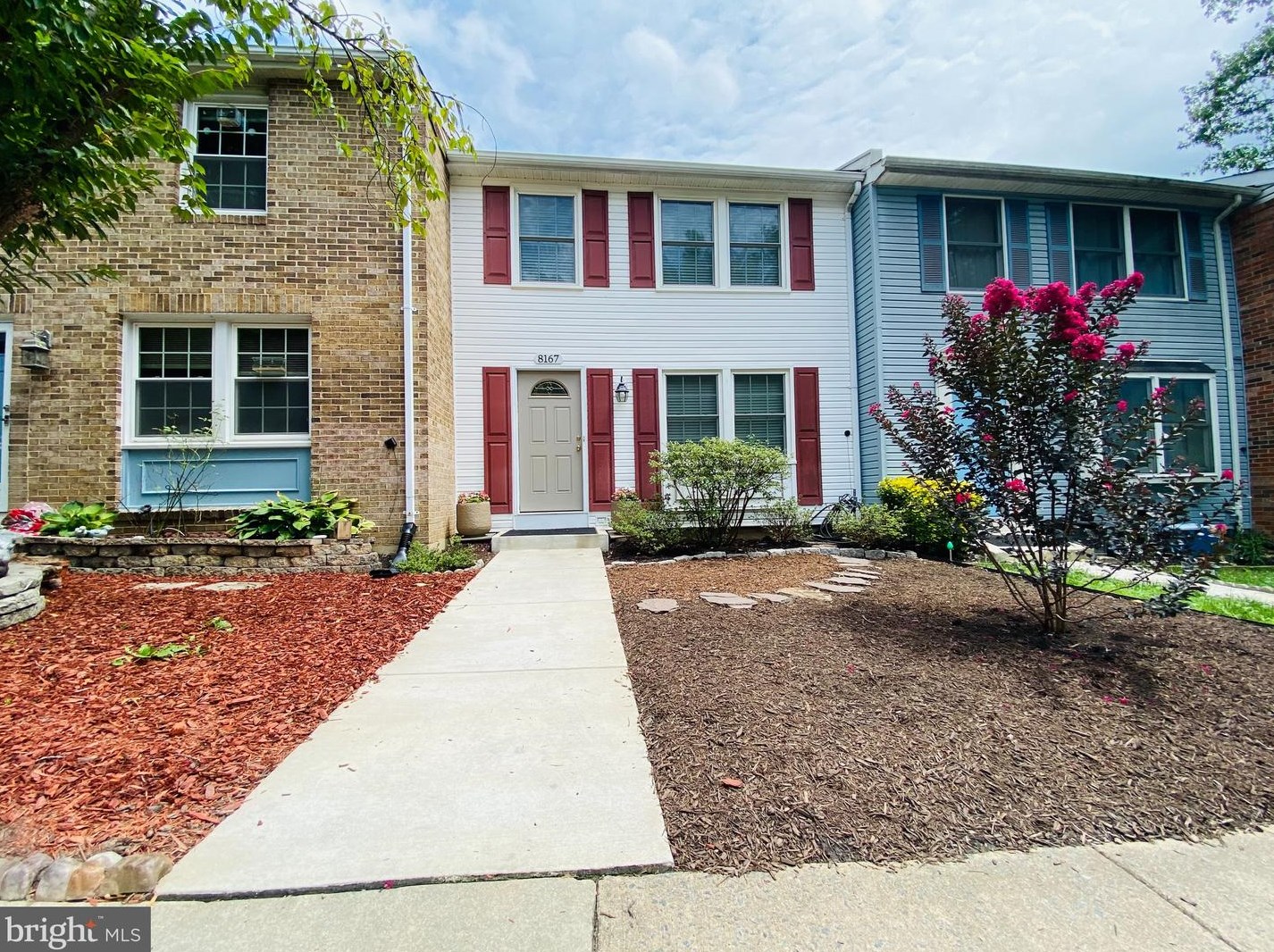 8167 Curving Creek Ct, Springfield, VA 22153