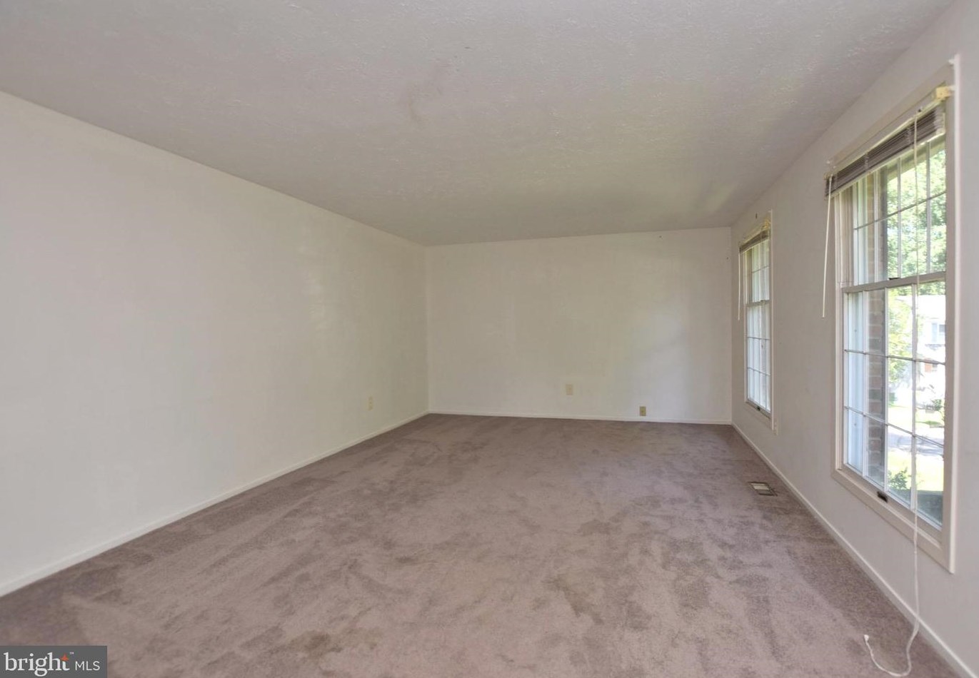 5914 Carters Oak Ct, Springfield, VA 22015