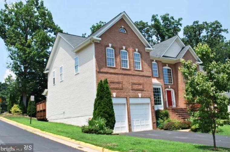 7926 Tire Swing Rd, Vienna, VA 22027