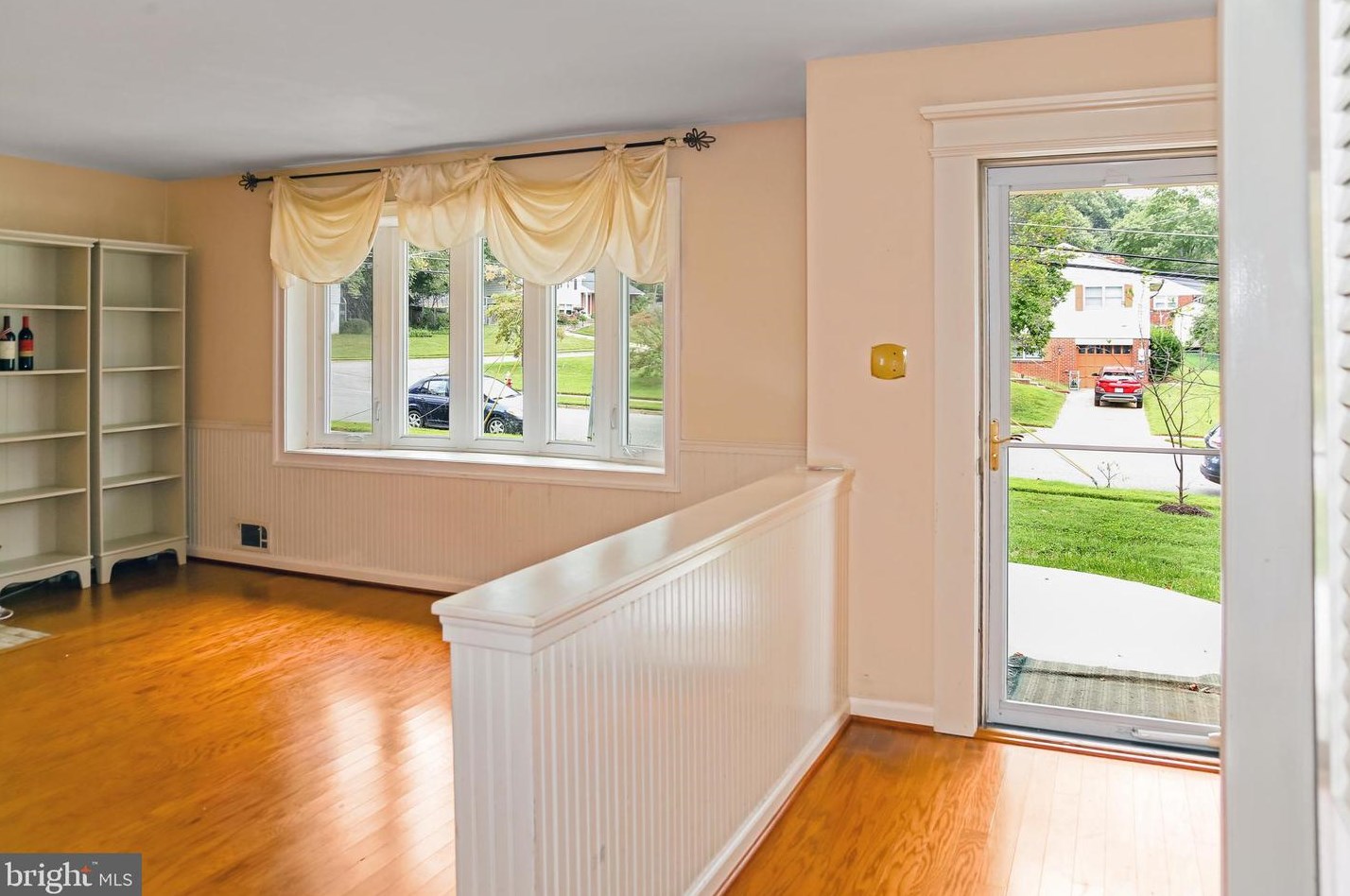 5205 Ravensworth Rd, Springfield, VA 22151