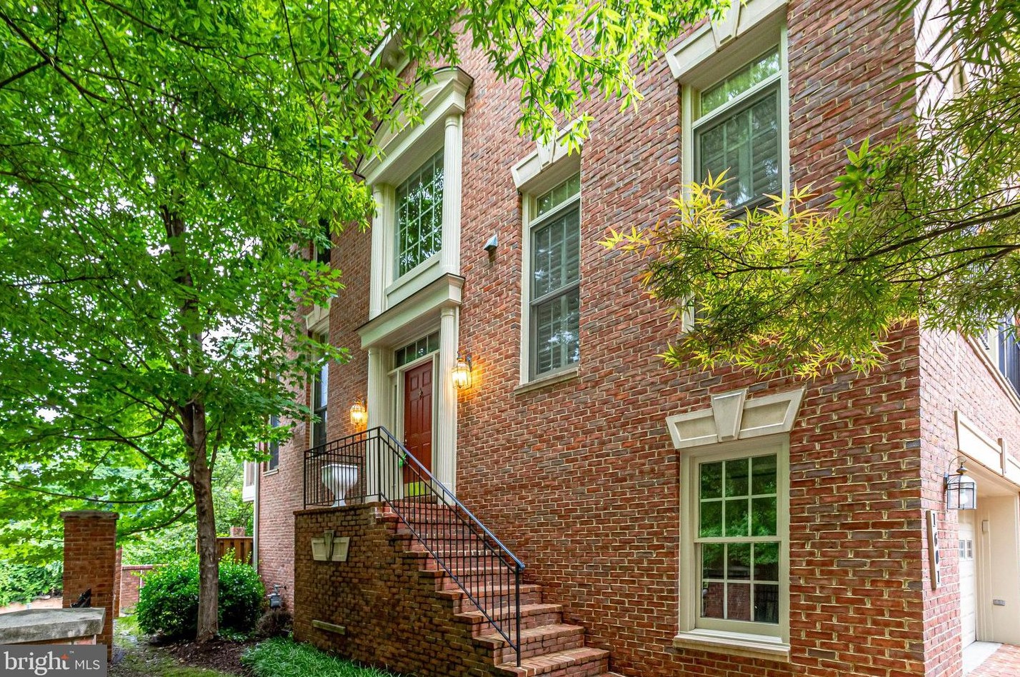 1601 Colonial Hills Dr, Mc Lean, VA 22102