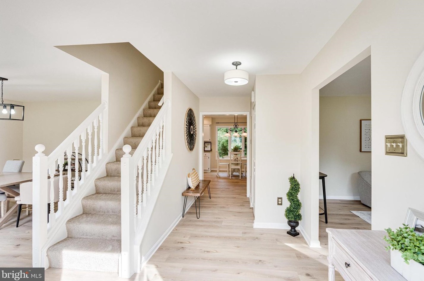 478 Woodshire Ln, Herndon, VA 20170