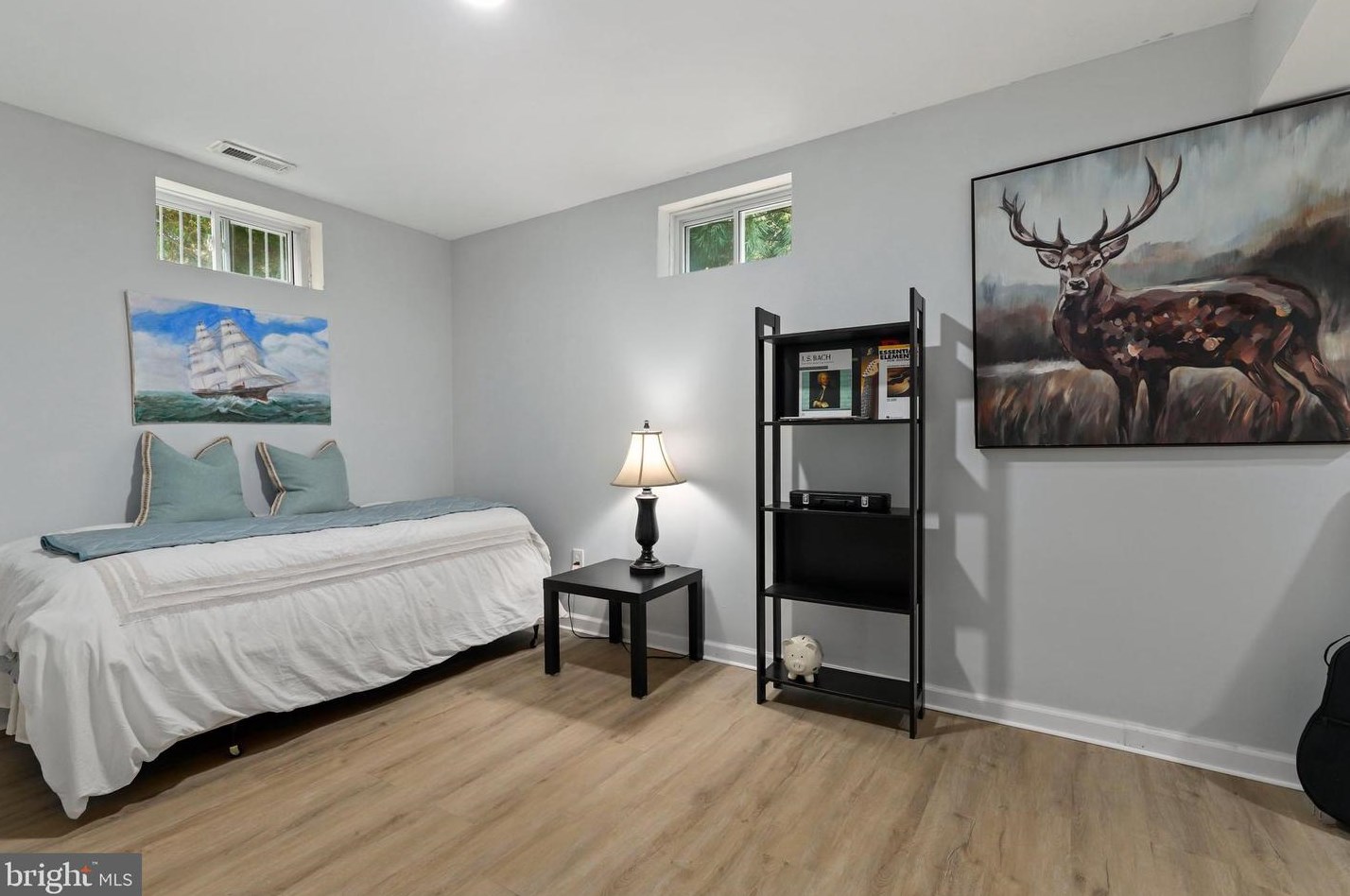 2626 Chain Bridge Rd, Vienna VA 22181-5379 exterior