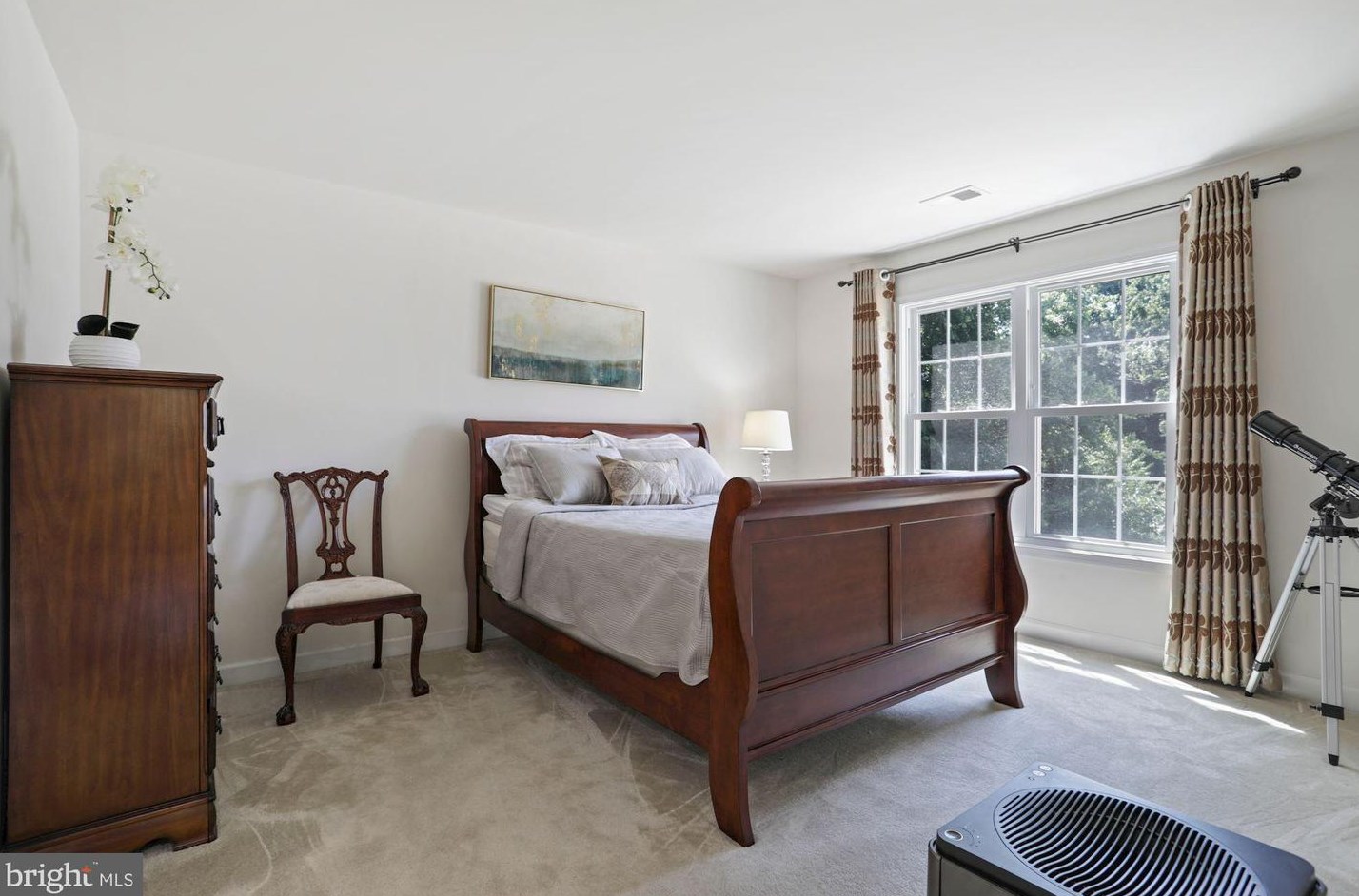 2626 Chain Bridge Rd, Vienna VA 22181-5379 exterior