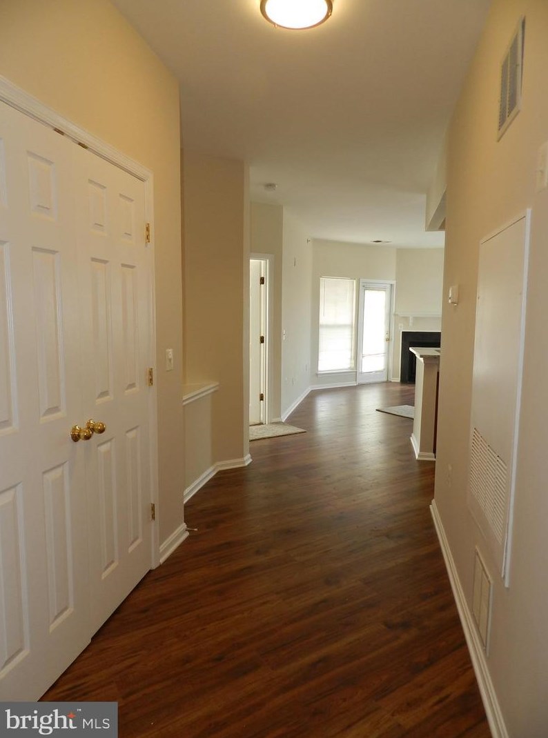 2911 Deer Hollow Way #419, Fairfax, VA 22031