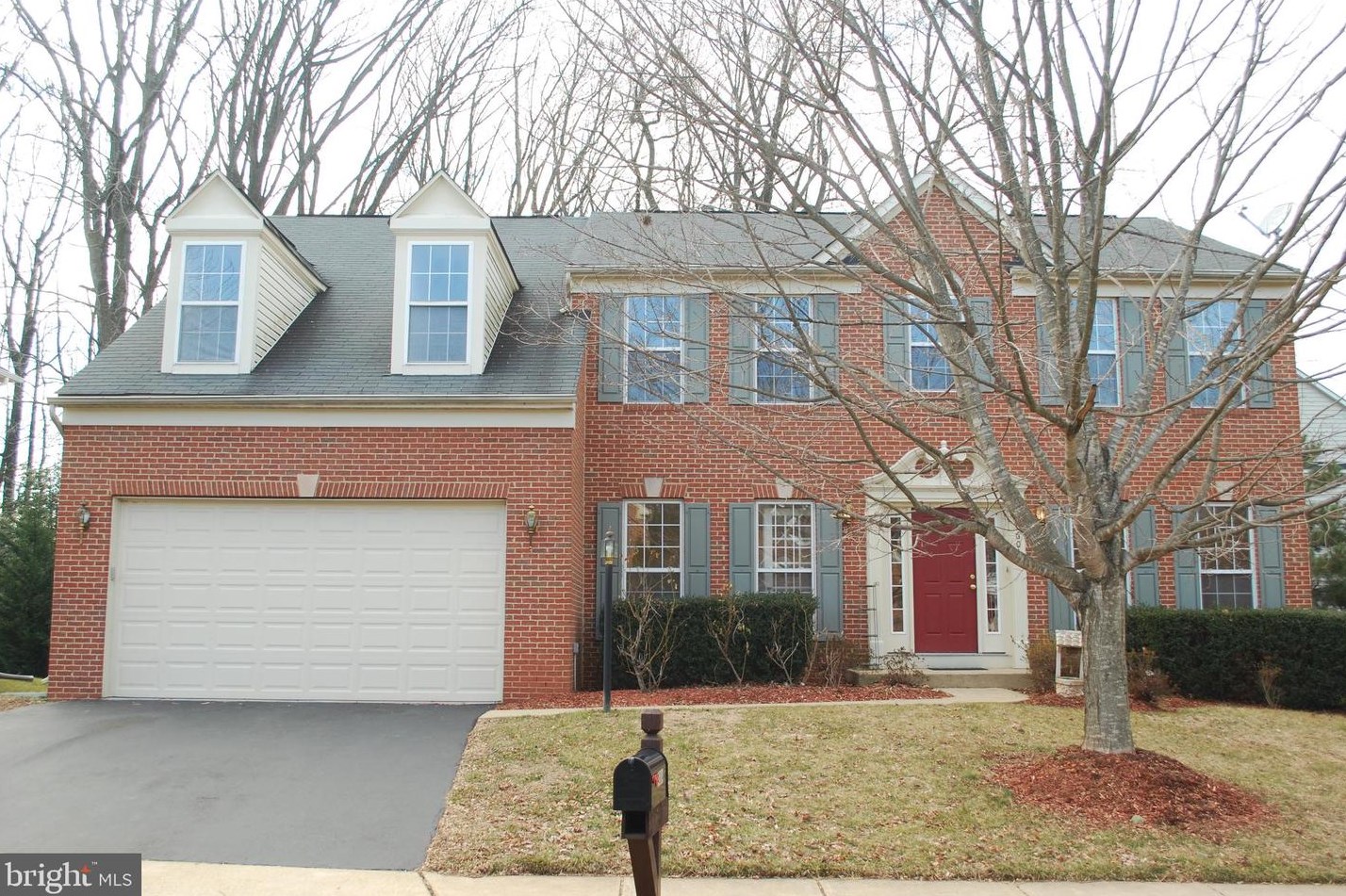 4604 Cambryar St, Fairfax, VA 22030