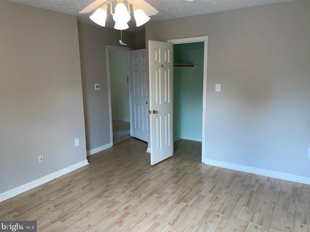 5903 Hampton Forest Way, Fairfax VA  22030-7256 exterior