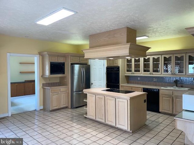 5903 Hampton Forest Way, Fairfax VA  22030-7256 exterior