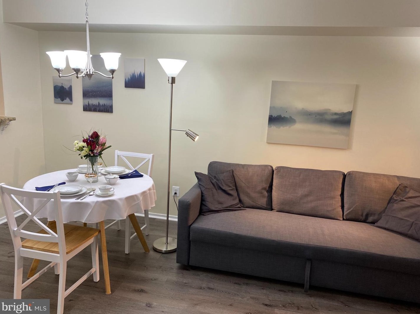 1951 Sagewood Ln Apt 211, Herndon, VA 20191