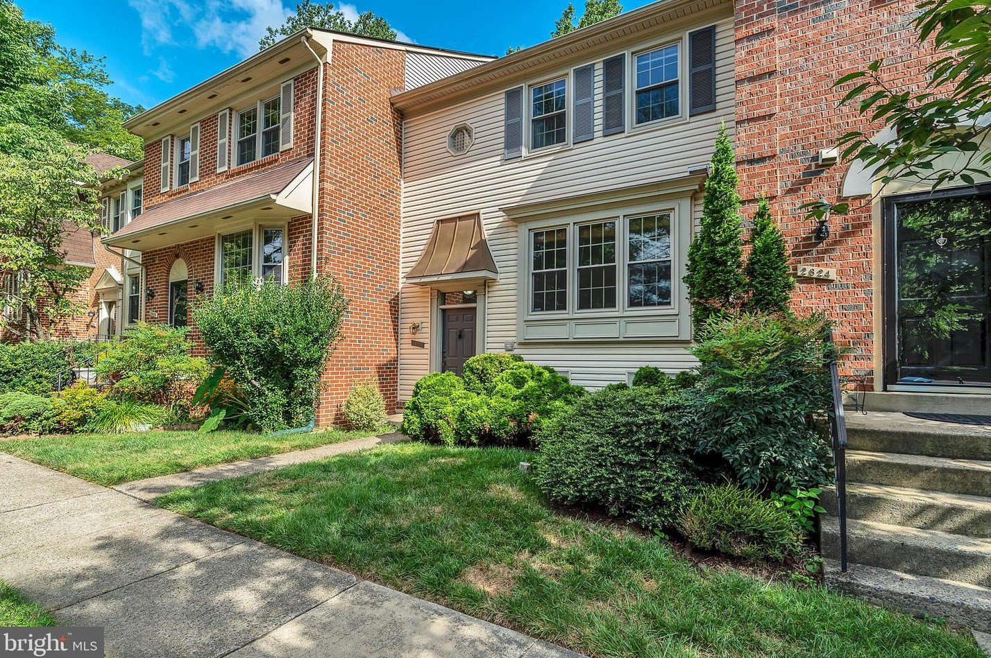 2826 Kelly Sq, Vienna, VA 22181