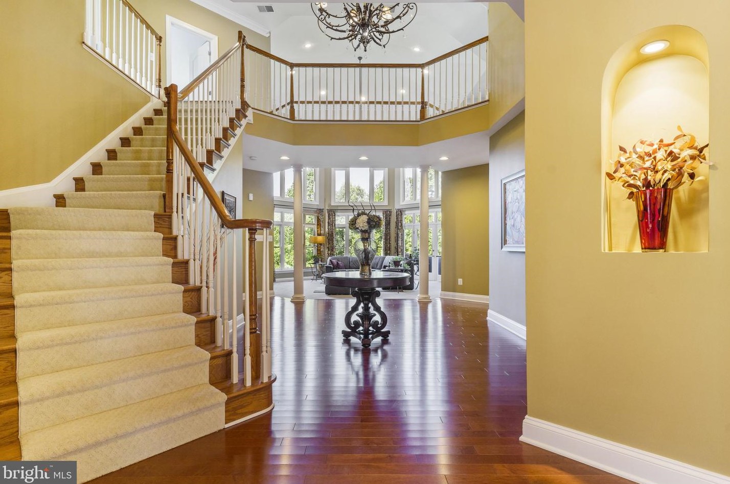 2781 Marshall Lake Dr, Vienna, VA 22124-1153