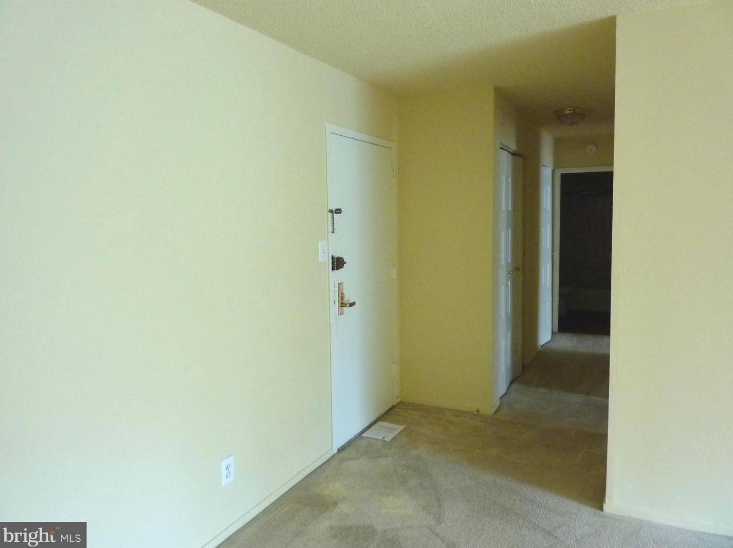 2300 Pimmit Dr #103w, Falls Church, VA 22043