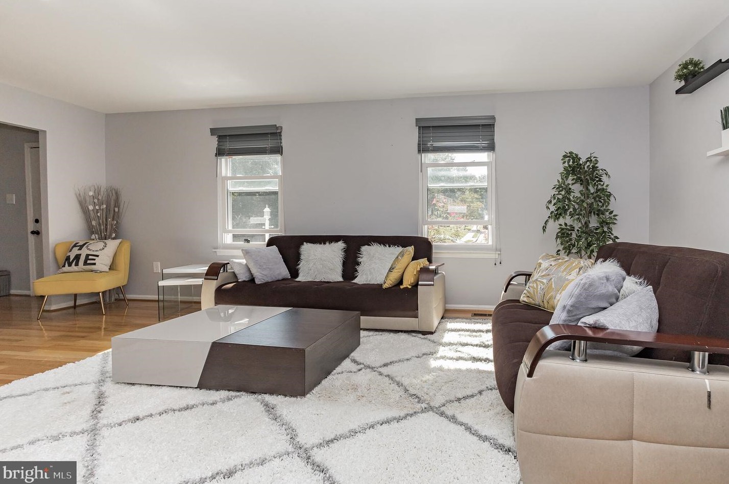9752 Turnbuckle Dr, Springfield, VA 22015