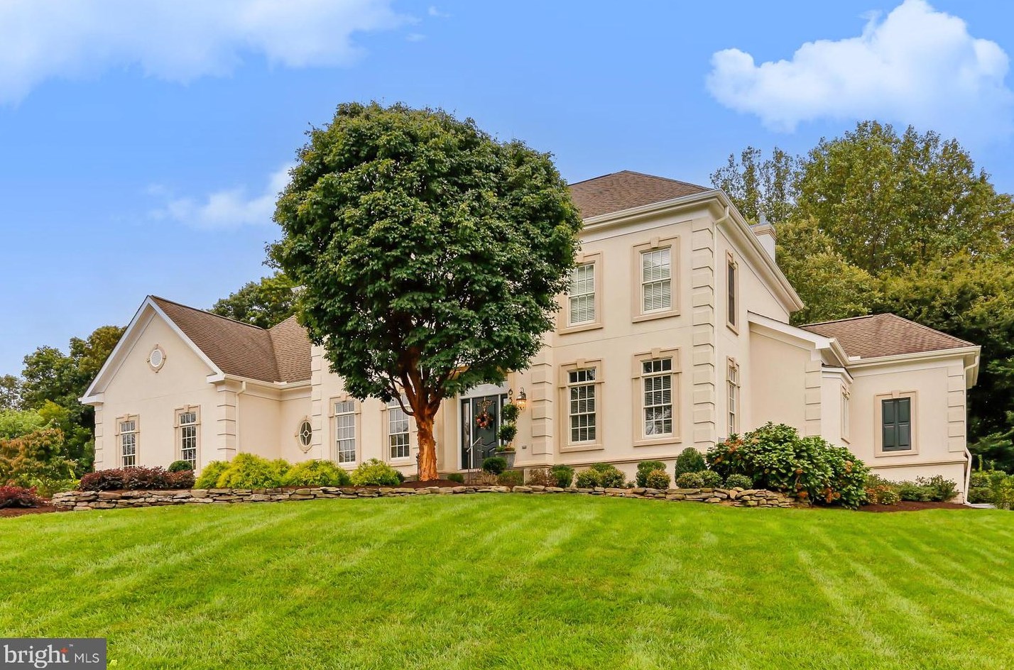 6592 Ellies Way, Fairfax, VA 22039-1874