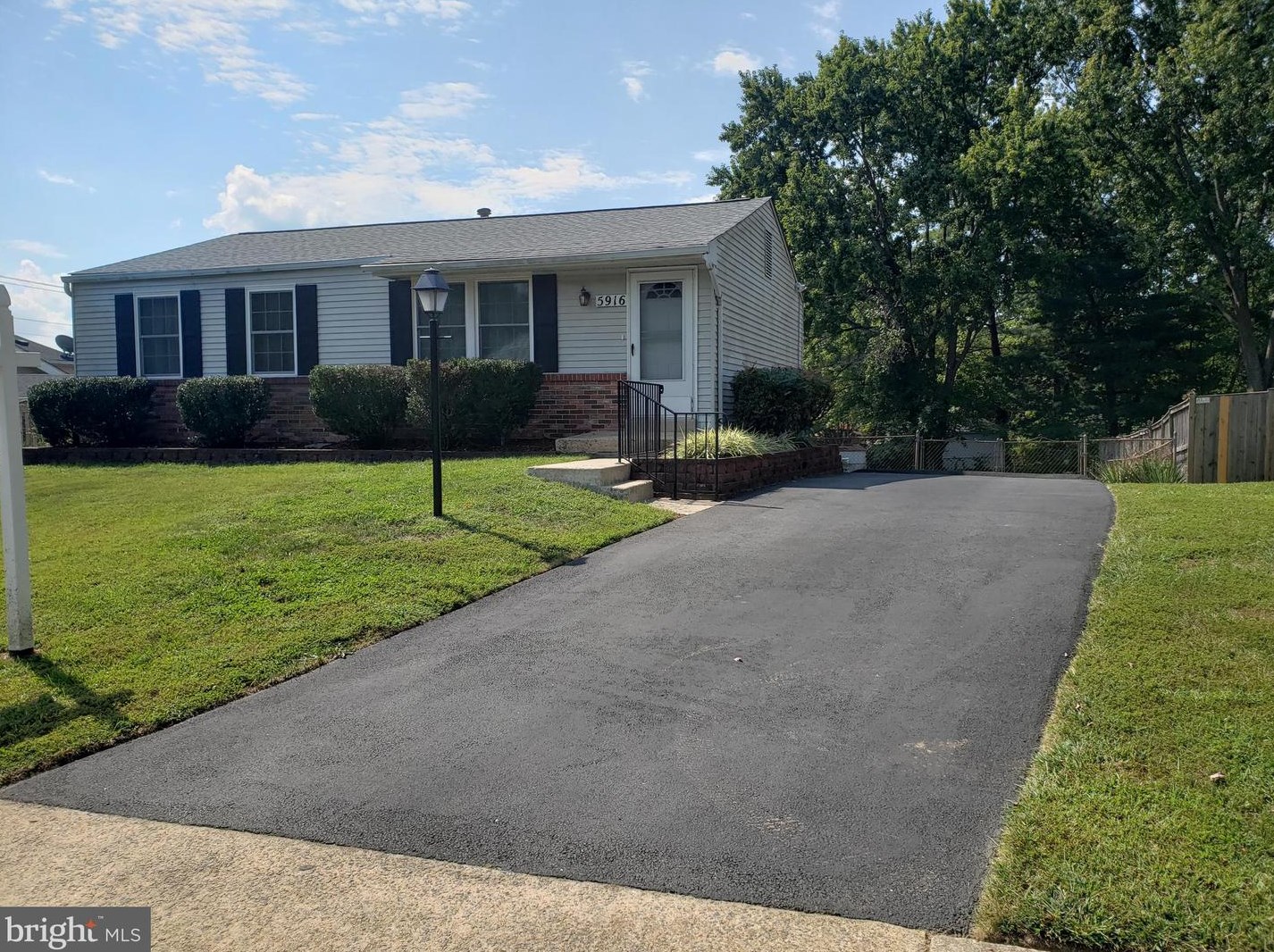 5916 Aplomado Dr, Springfield, VA 22015