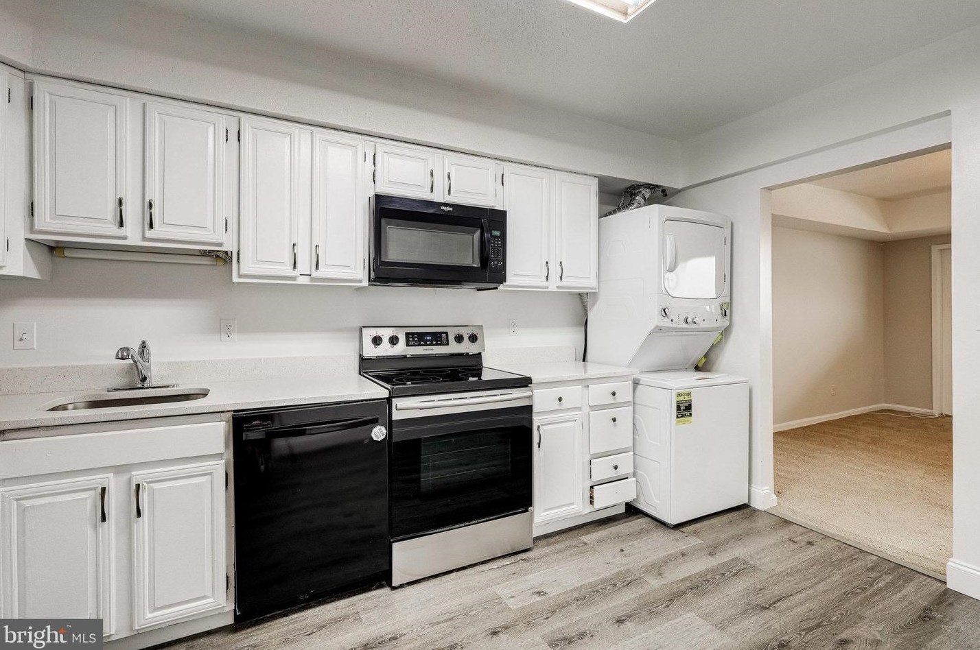 3713 George Mason #1104 West, Falls Church, VA 22041