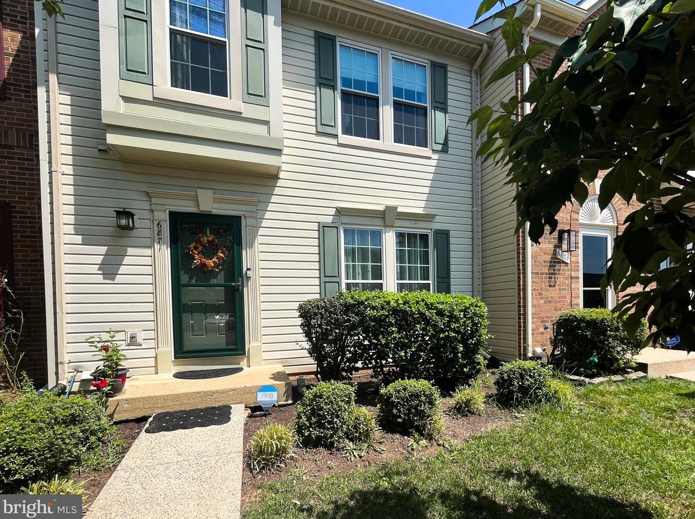6871 Ridge Water Ct, Centreville, VA 20121-5711