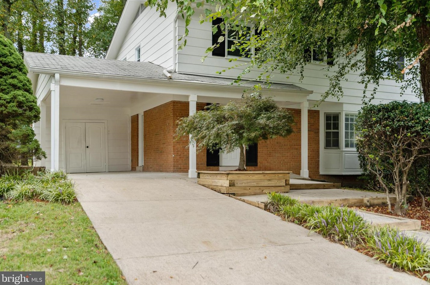 405 Wolftrap Rd, Vienna VA  22180-4941 exterior