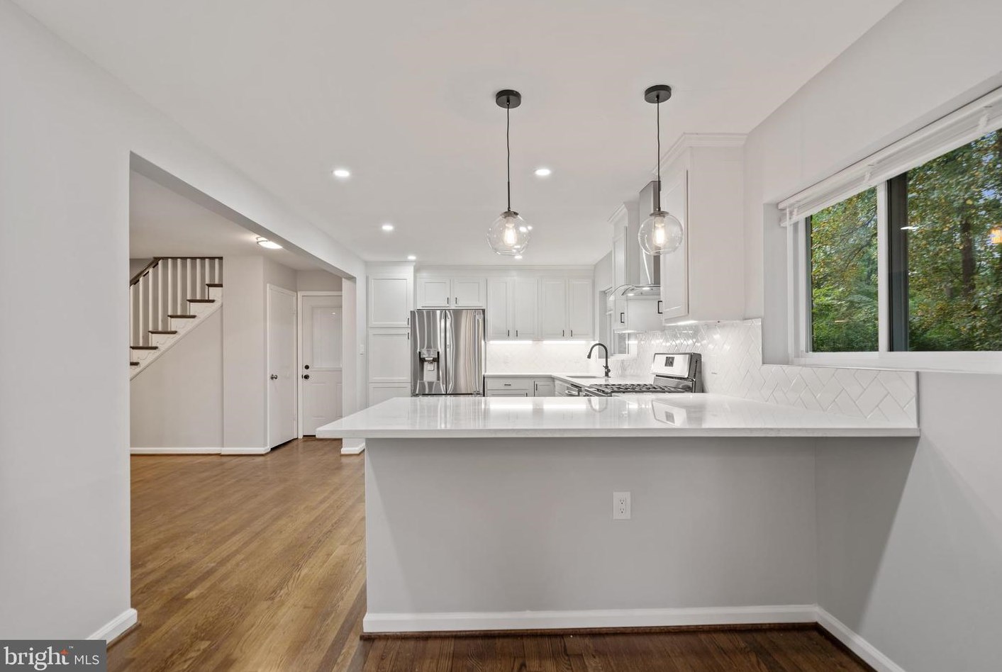 405 Wolftrap Rd, Vienna VA  22180-4941 exterior