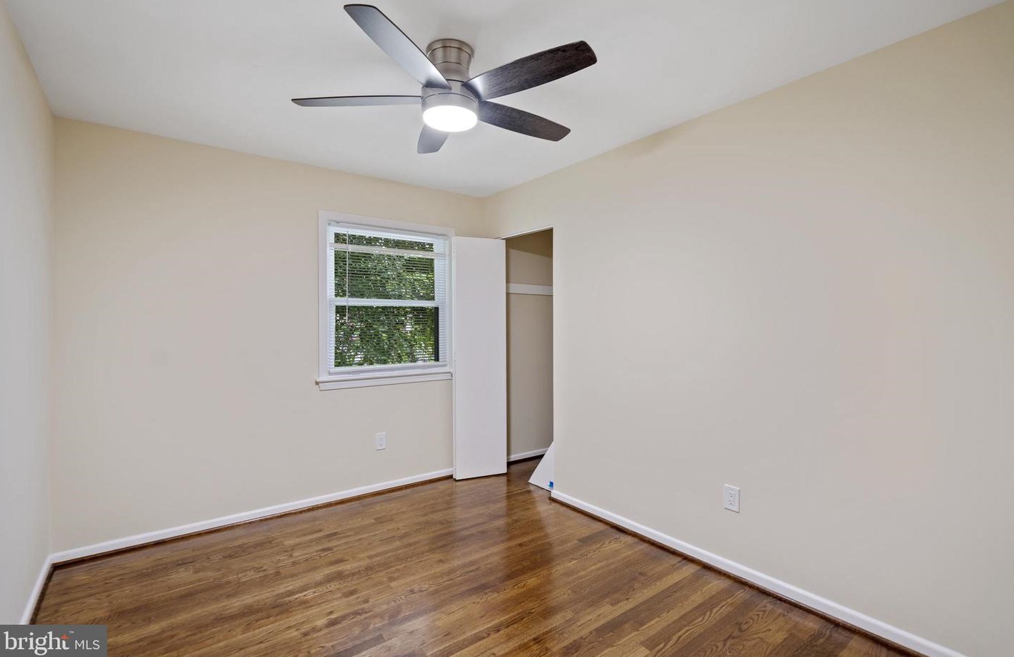 405 Wolftrap Rd, Vienna VA  22180-4941 exterior