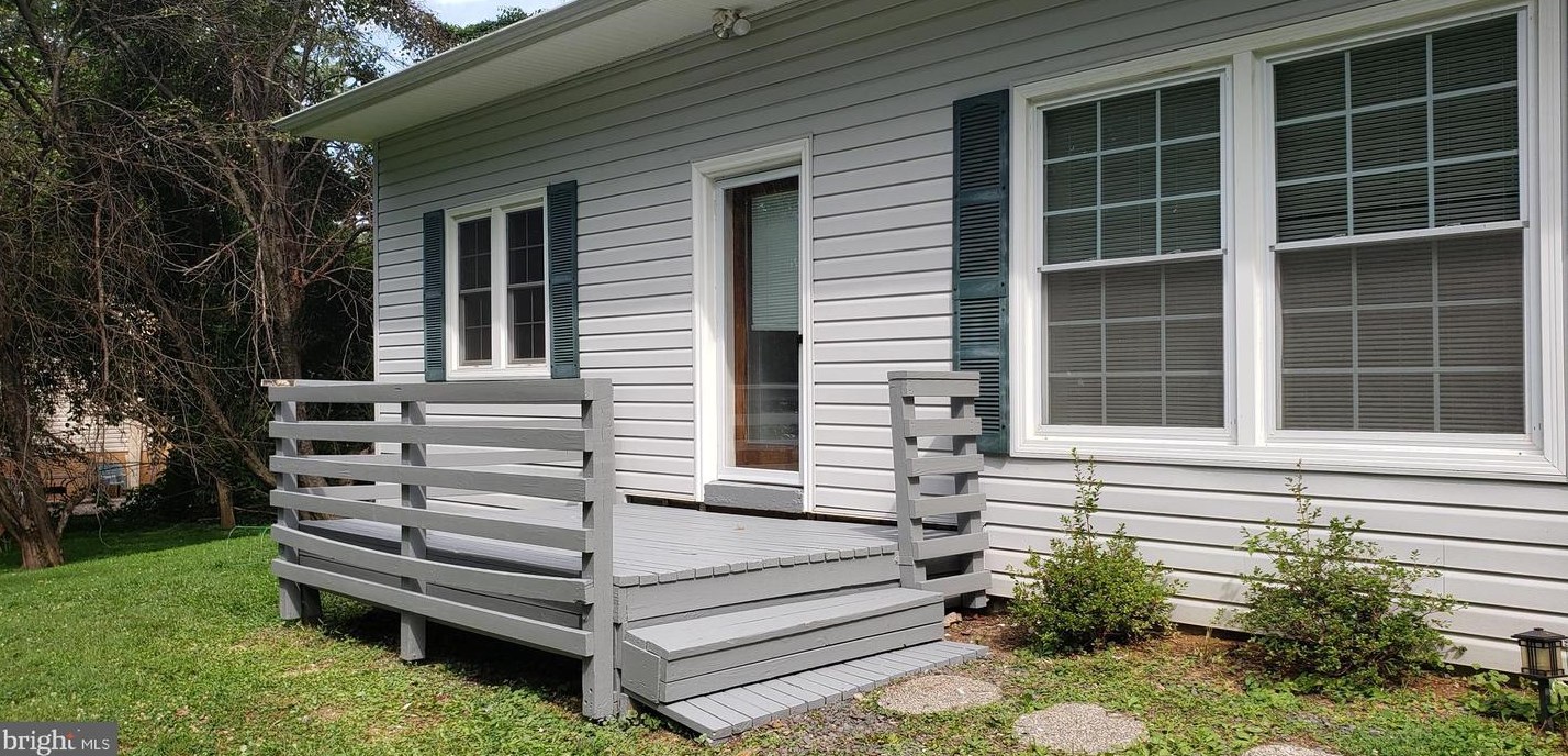317 Adahi Rd Se, Vienna, VA 22180