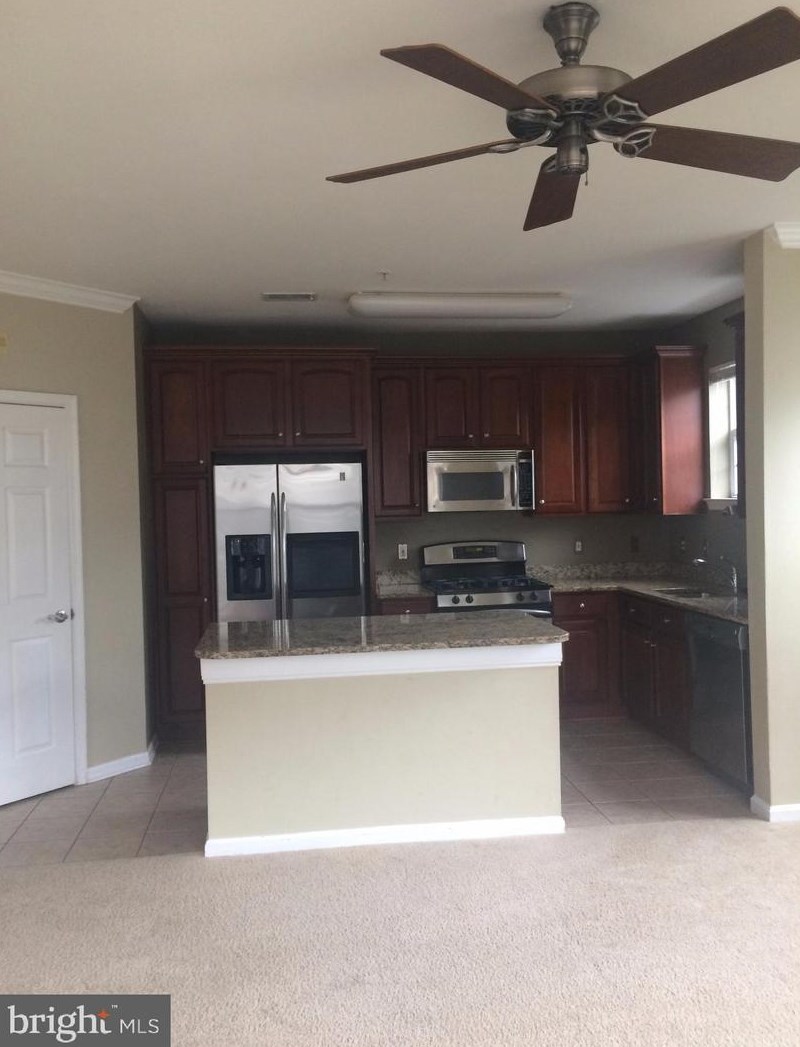 13069 Marcey Creek Rd #13069, Herndon, VA 20171