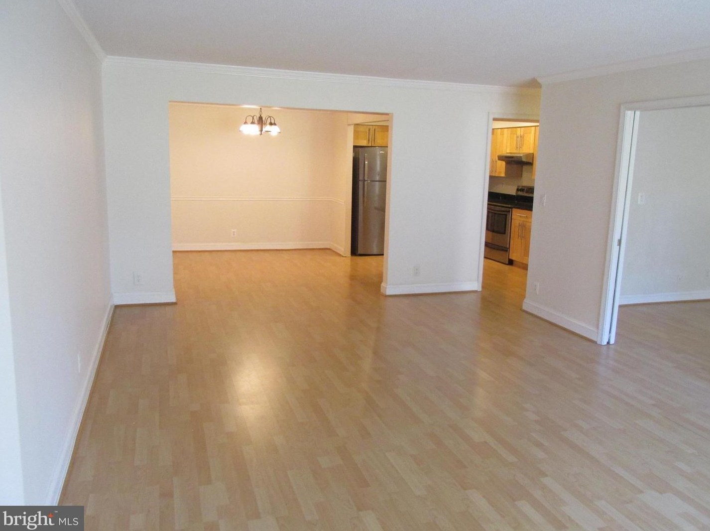 7721 Tremayne Pl Apt 112, Mc Lean, VA 22102