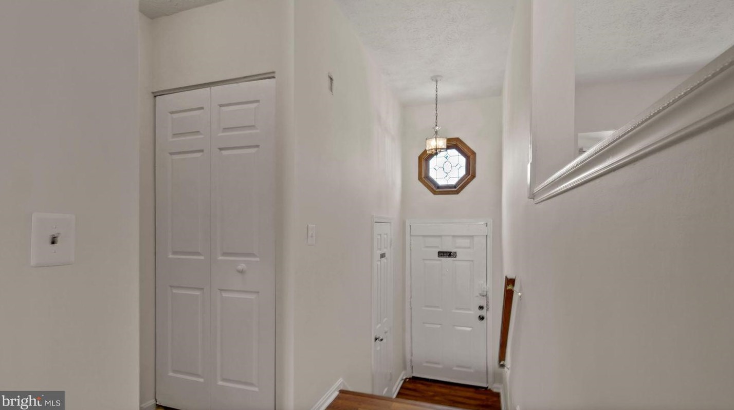 13988 New Braddock Rd, Centreville, VA 20121