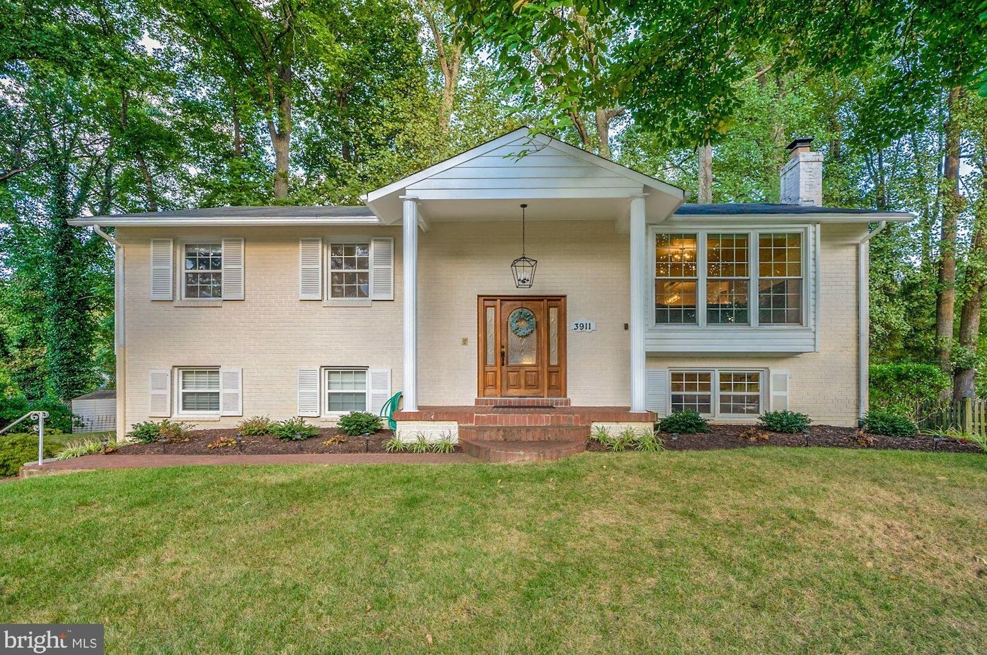 3911 Winterset Dr, Annandale, VA 22003