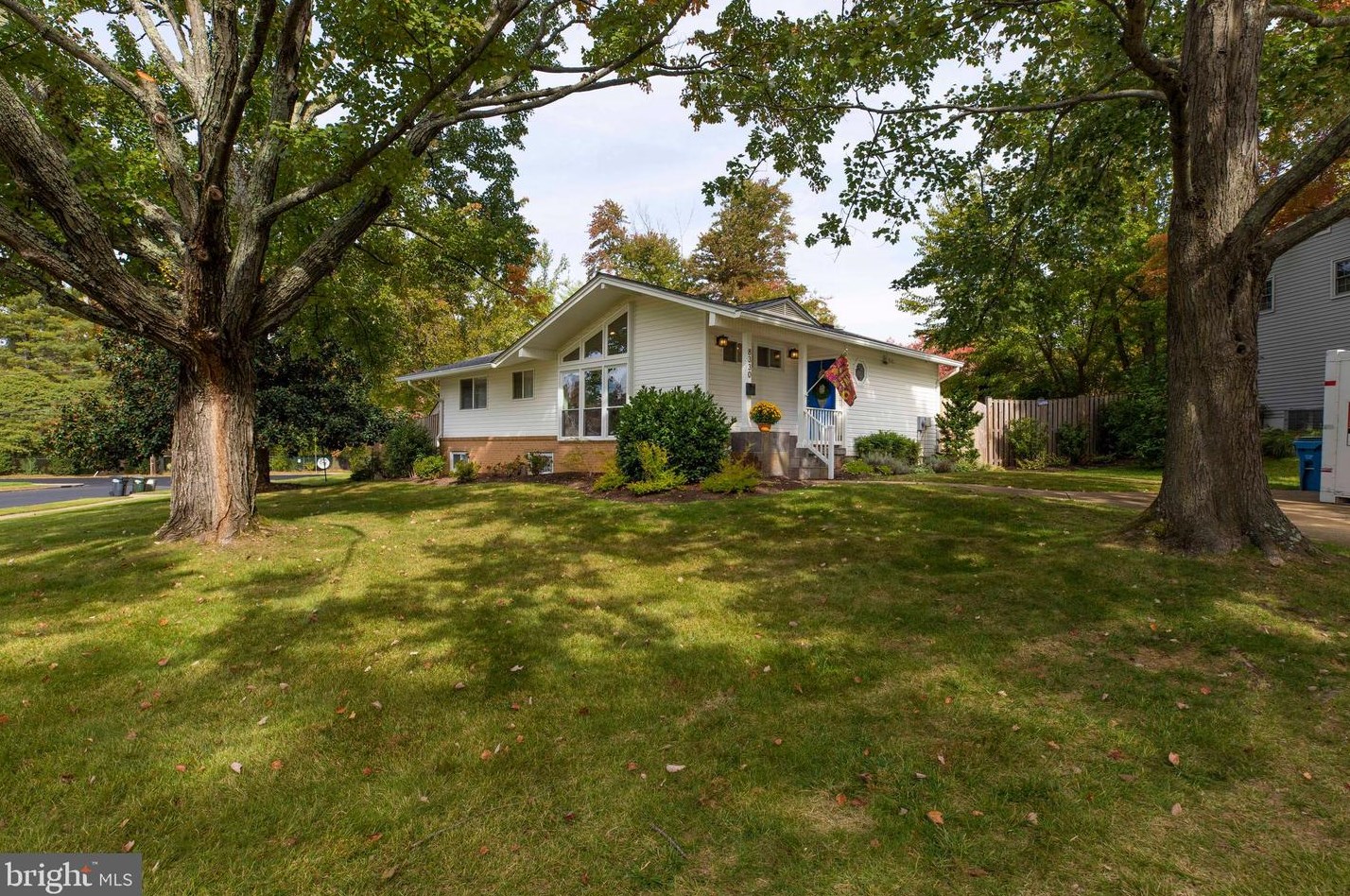 8330 Syracuse Cir, Vienna, VA 22180-7101