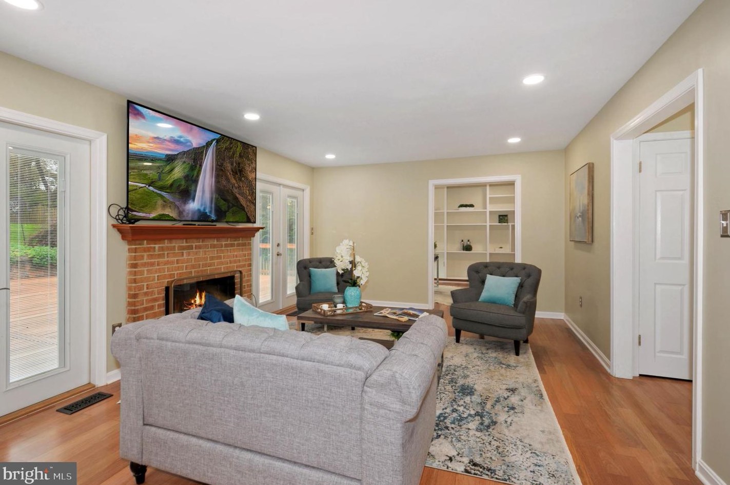 1653 Lozano Dr, Vienna VA exterior