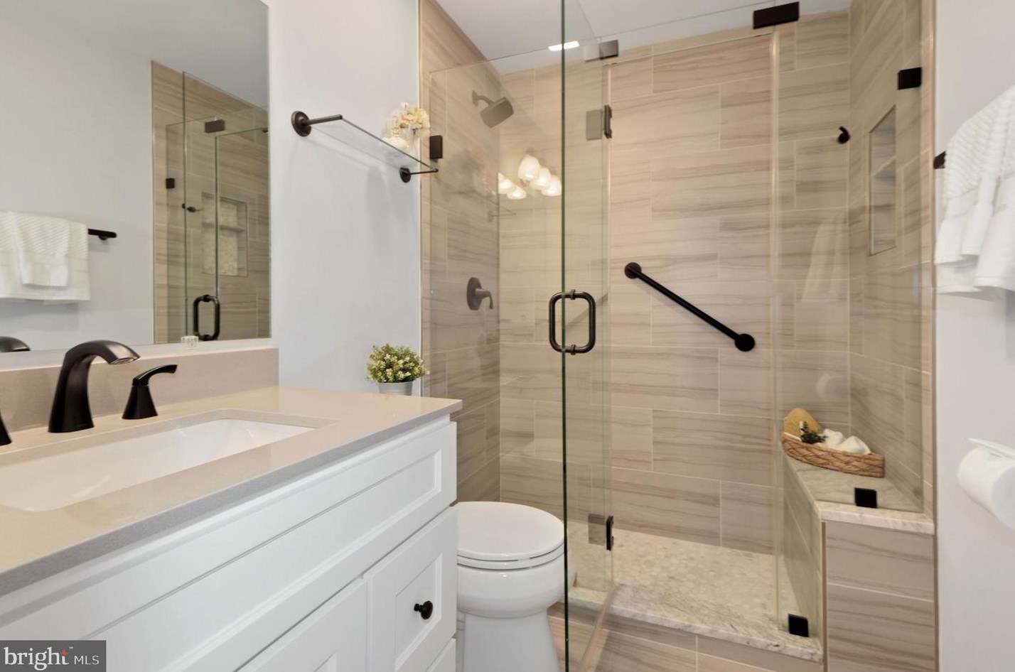 1653 Lozano Dr, Vienna VA exterior