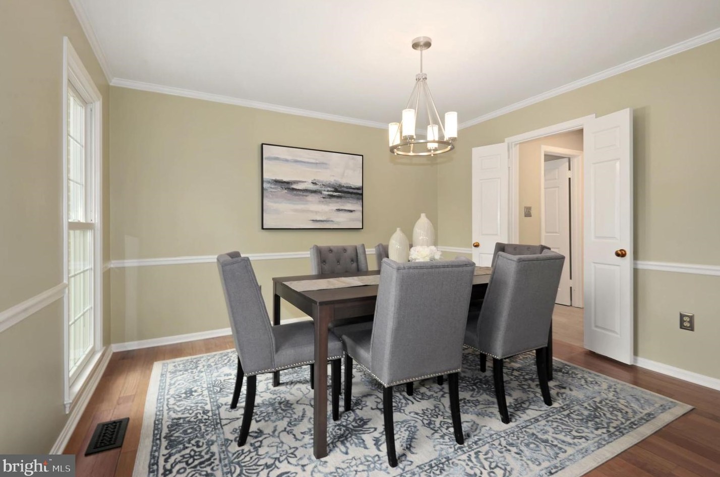 1653 Lozano Dr, Vienna VA exterior