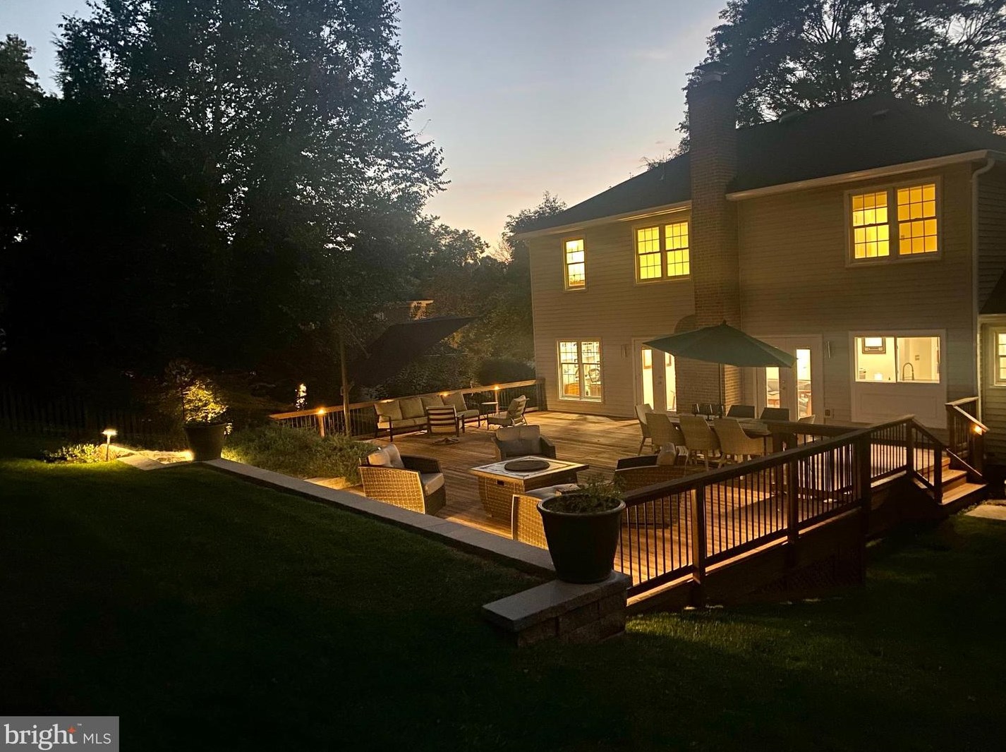 1653 Lozano Dr, Vienna VA exterior