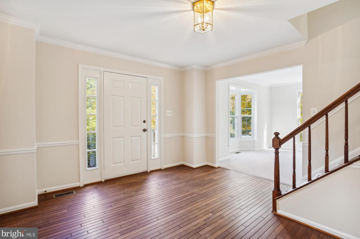 10812 Melanie Ct, Vienna, VA 22124-1828