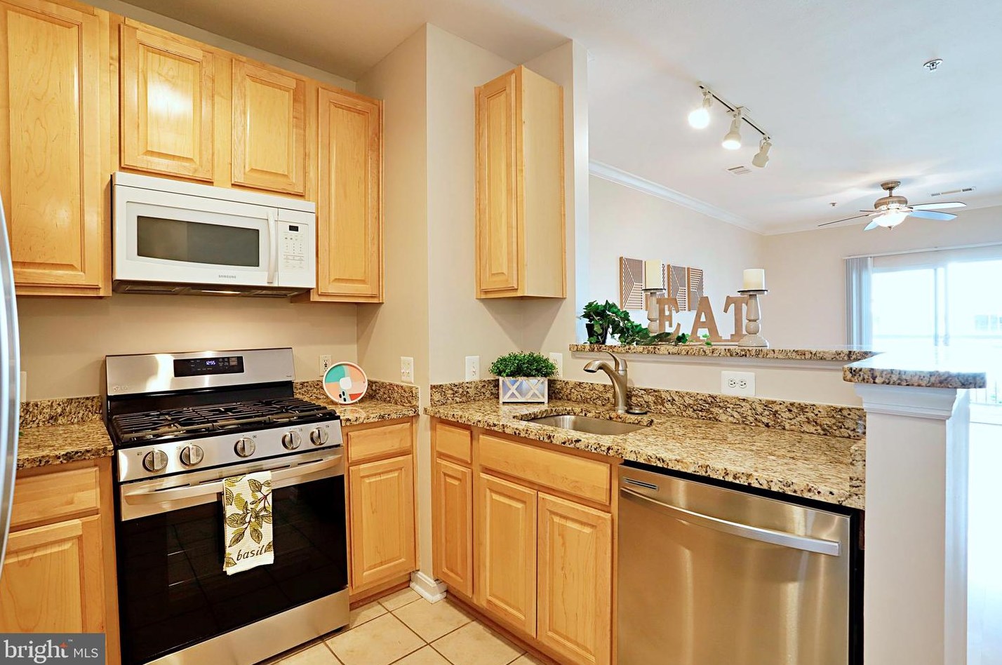 9486 Virginia Center Blvd #201, Vienna, VA 22181