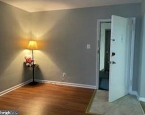 3066 Patrick Henry Dr Apt 102, Falls Church, VA 22044