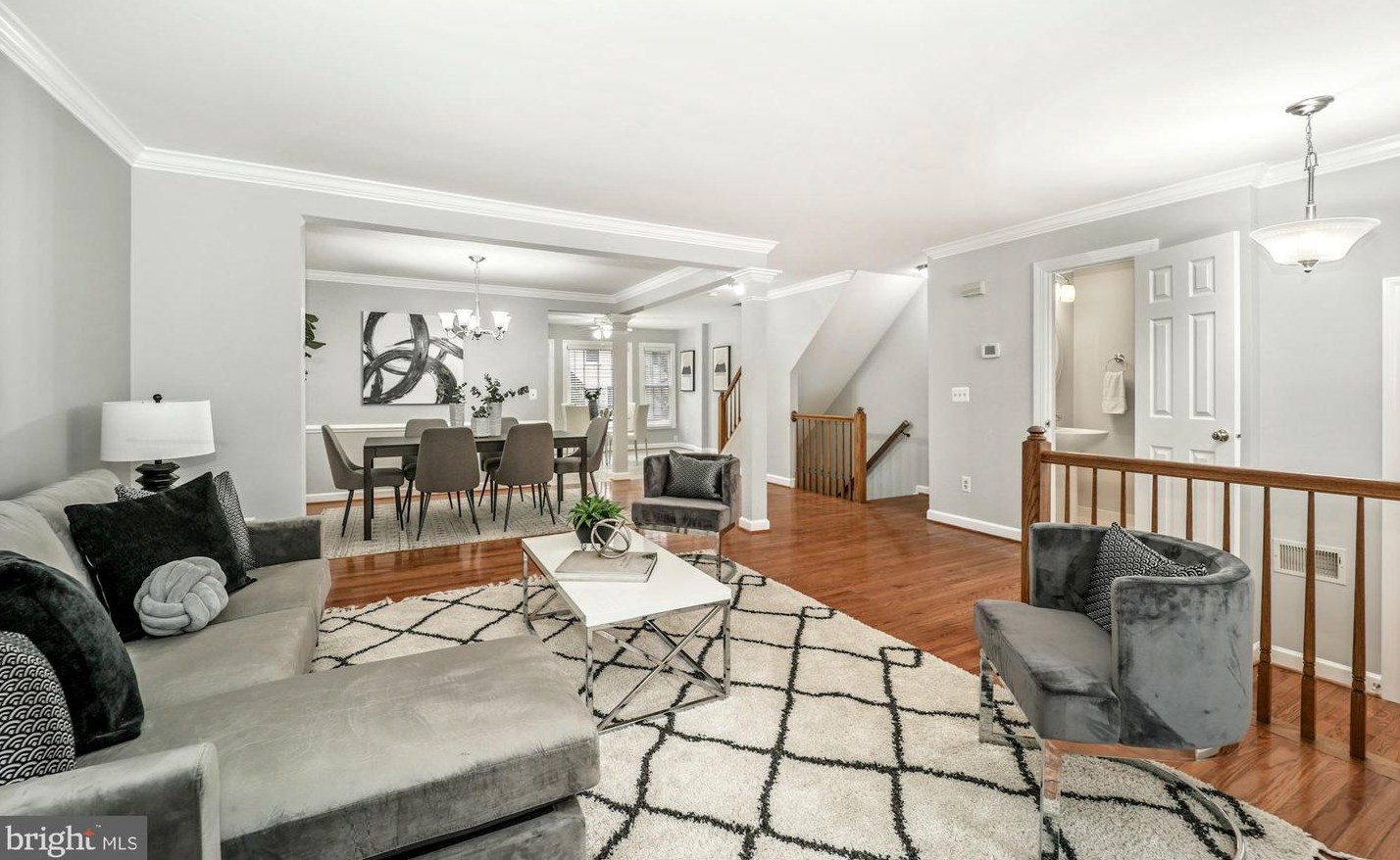12789 Dogwood Hills Ln, Fairfax, VA 22033-3246