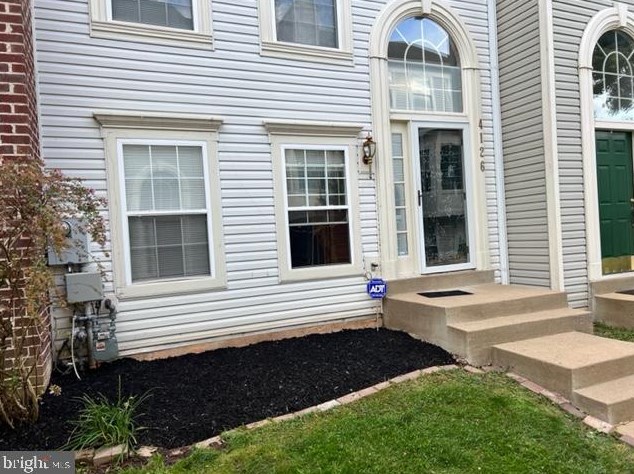 4126 Fountainside Ln, Fairfax, VA 22030-7405