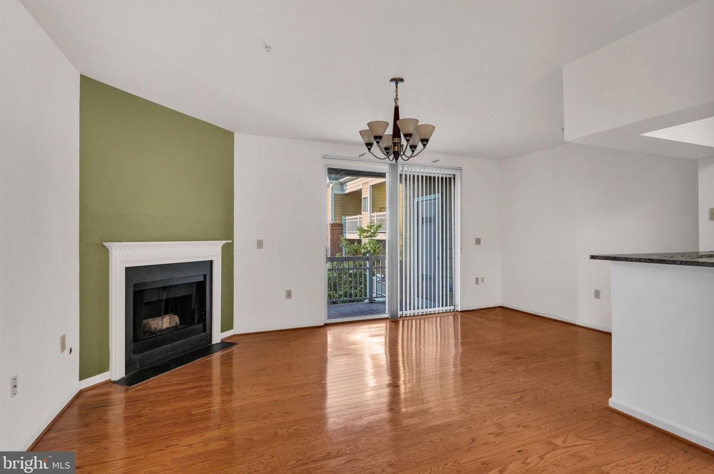 2102 Highcourt Ln Apt 203, Herndon, VA 20170