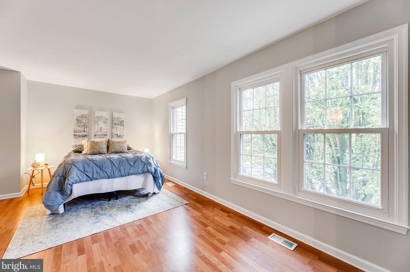 5823 Westwater Ct, Centreville VA  20121-3039 exterior