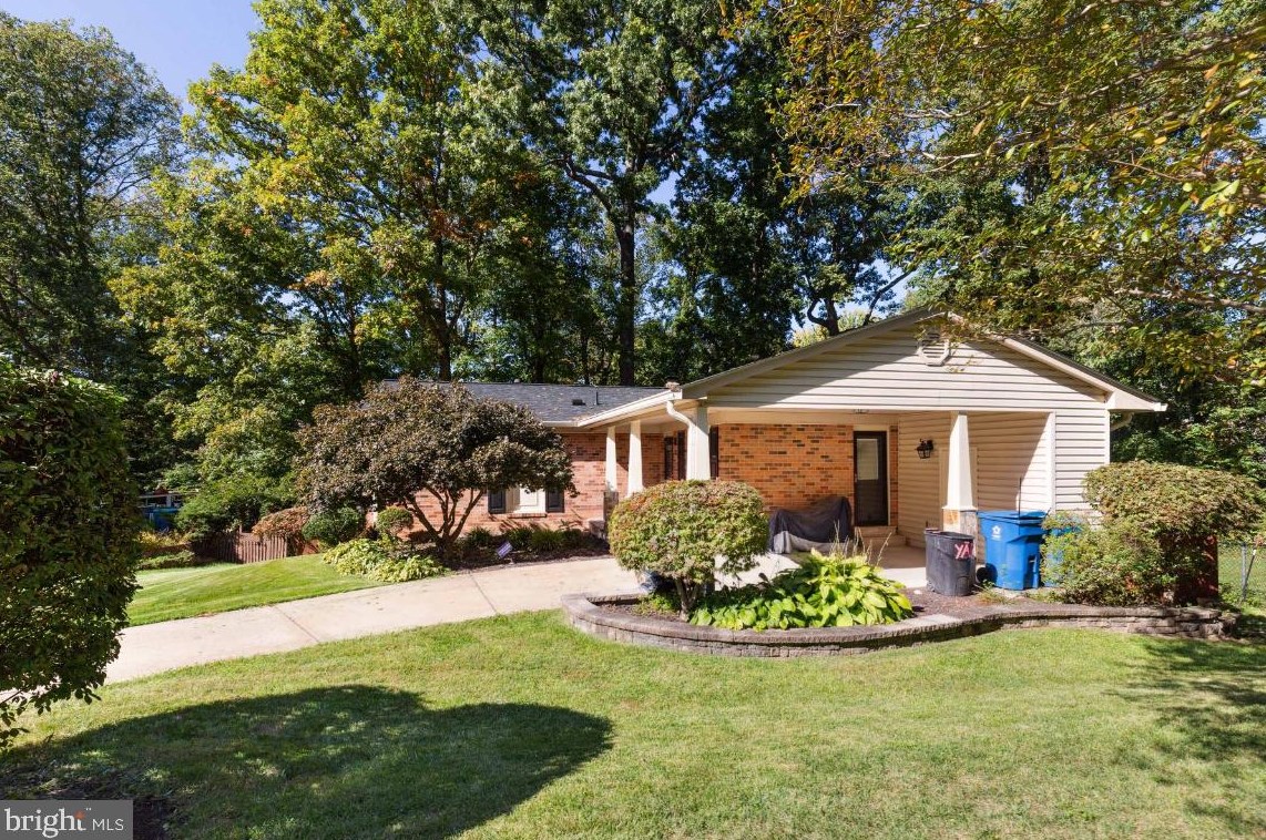 9204 Setter Pl, Springfield, VA 22153