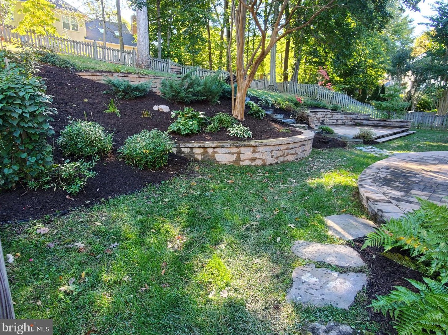 8312 Argent Cir, Fairfax VA 22039-3105 exterior