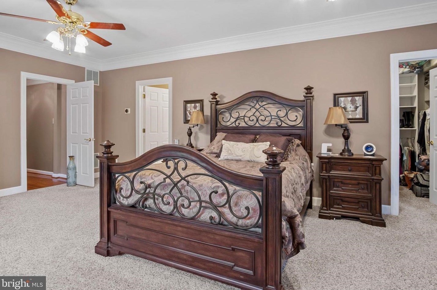 1857 Abbotsford Dr, Vienna VA  22182-3302 exterior